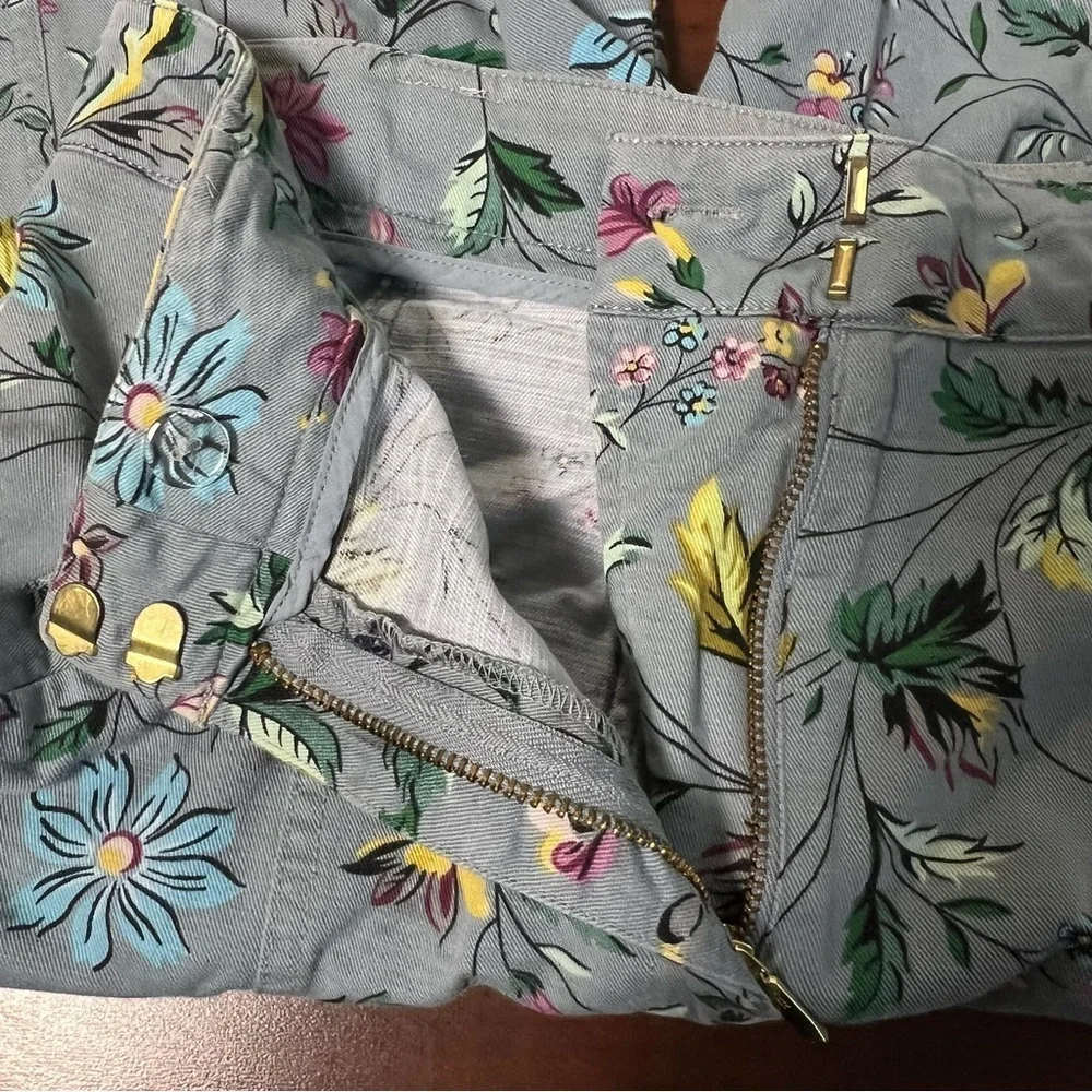 ANTHROPOLOGIE Victoria Floral Cargo Utility Pants High Rise Gray Blue Size 4 - Picture 10 of 14